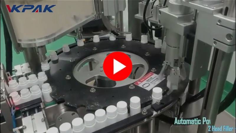 Monoblokový stroj na plnenie a uzatváranie fliaš s práškom