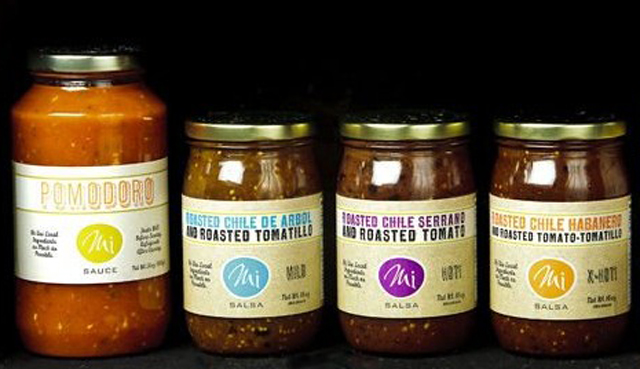 vákuové uzatváracie stroje automatické sklenené nádoby