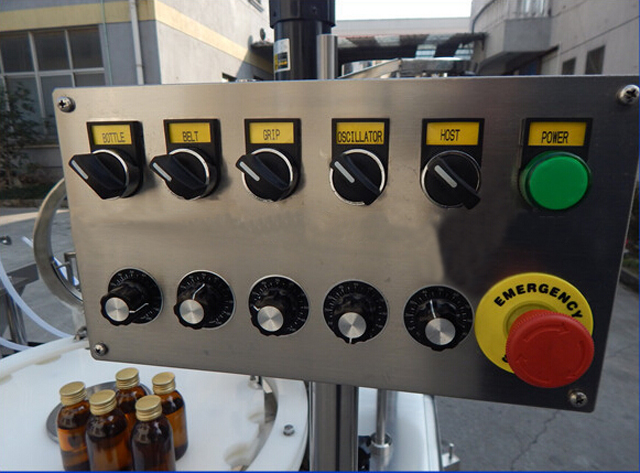 buttons for capping machine tlačidlové ovládanie pre uzatvárací stroj.jpg