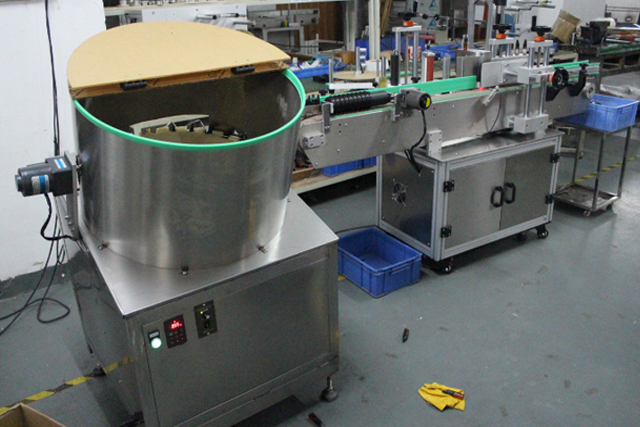 fľašky unscrambler kŕmenie (3).jpg