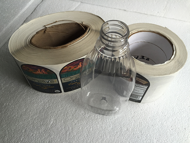 Stroj na etiketovanie FLAT BOttles kotúče etikiet (2).jpg