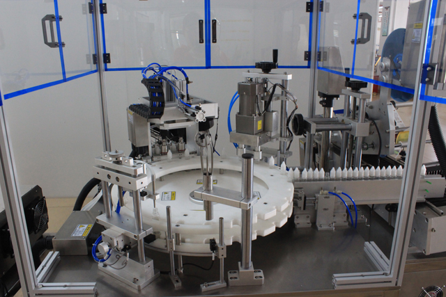 proces plnenia fliaš.jpg