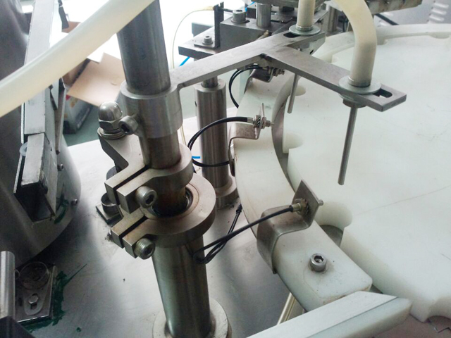 potápačské plniace trysky.jpg