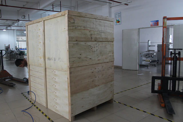 drevený obal na horizontálne etiketovanie (3).JPG