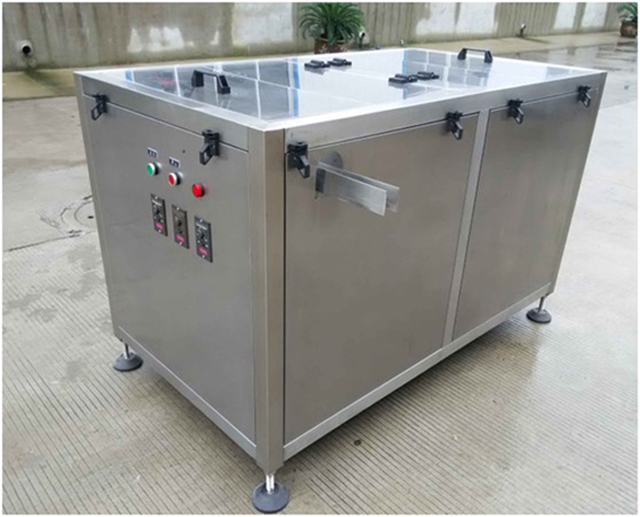 dekódovač fliaš na kŕmenie.jpg