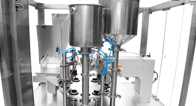 stroj na plnenie rúr (5).jpg