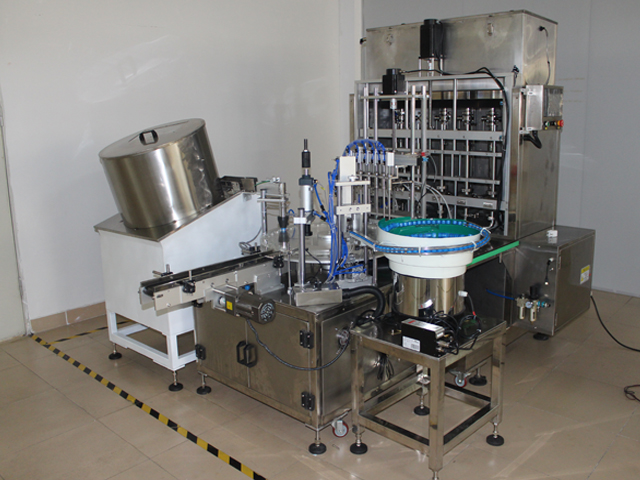 plniaca uzatváracia linka