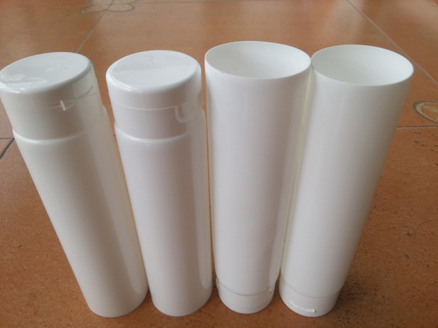 tubes samples sent from indian buyer trubice von puneet Garg.jpg