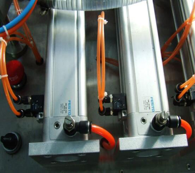 zavrieť obrázky pre plniace stroje.jpg