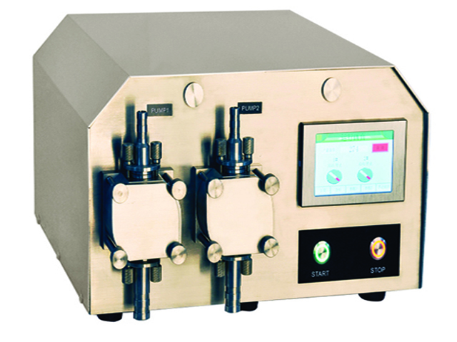 plniace zariadenie s dvoma hlavami čerpadla.jpg