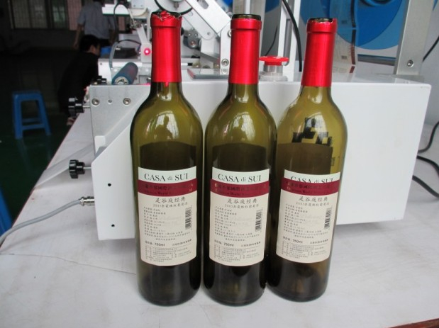 red wine bottles fľaše červeného vína.jpg
