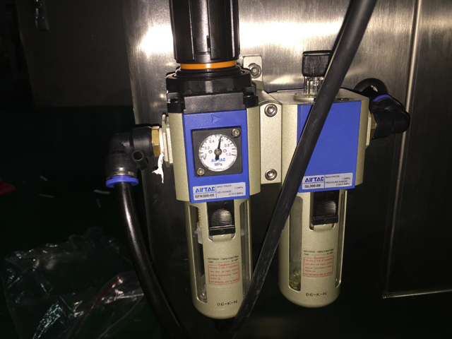 pneumatic part for filling sealing machine pneumatická časť pre plniaci tesniaci stroj.jpg