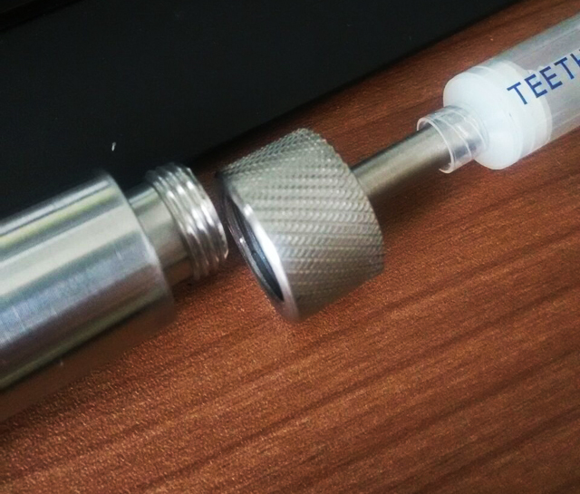 montáž na hlavu striekačky.jpg