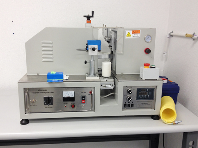 ultrazvukové tesniace zariadenie.jpg