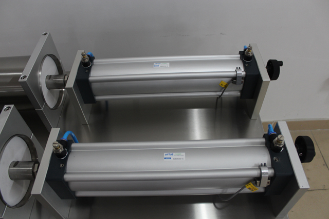 pneumatické plniace stroje.jpg